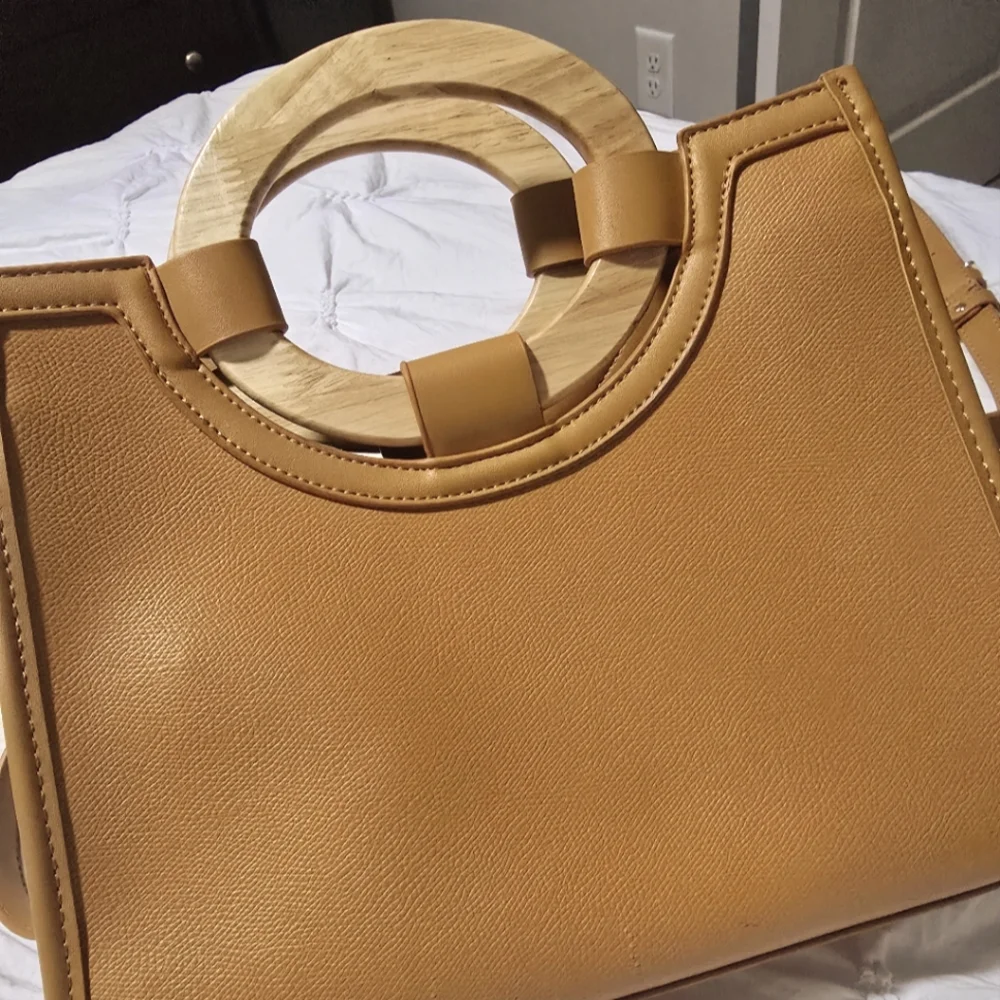 Stylish Tan Handbag with Wooden Handles - Picture 1 of 7